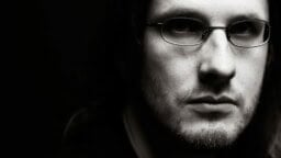 Porcupine Tree -pomo urakoi Guns N’ Rosesin tuotannon parissa – yhtye esti julkaisun