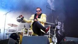 Popedan muusikot surevat Pate Mustajärveä: ”Hyvää matkaa, Pauli”, kirjoittaa Costello Hautamäki