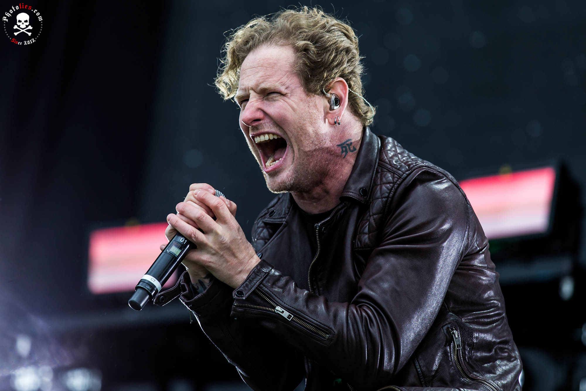 Corey Taylor moittii kovin sanoin ...