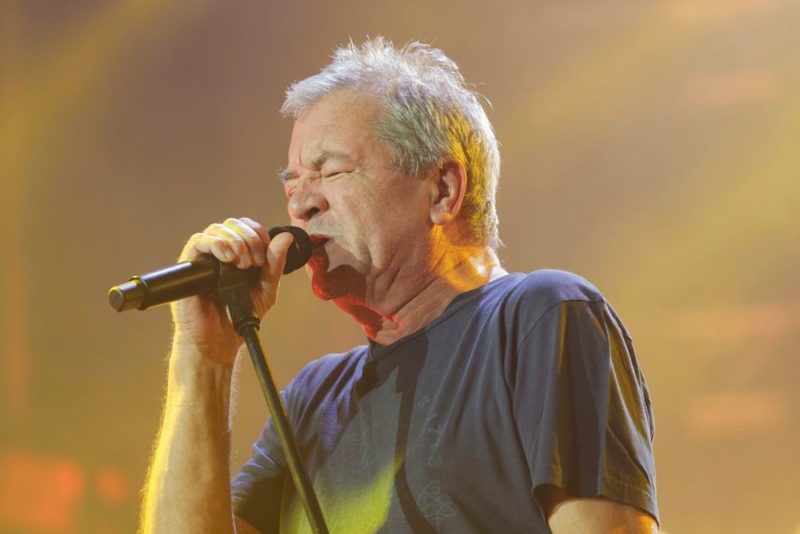 gillan10.9762057d - Soundi.fi