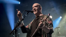 Devin Townsendin vuosikymmenen ajan valmistelema mammuttiteos julkaistaan viimein levymuodossa – ensimmäinen biisi julki