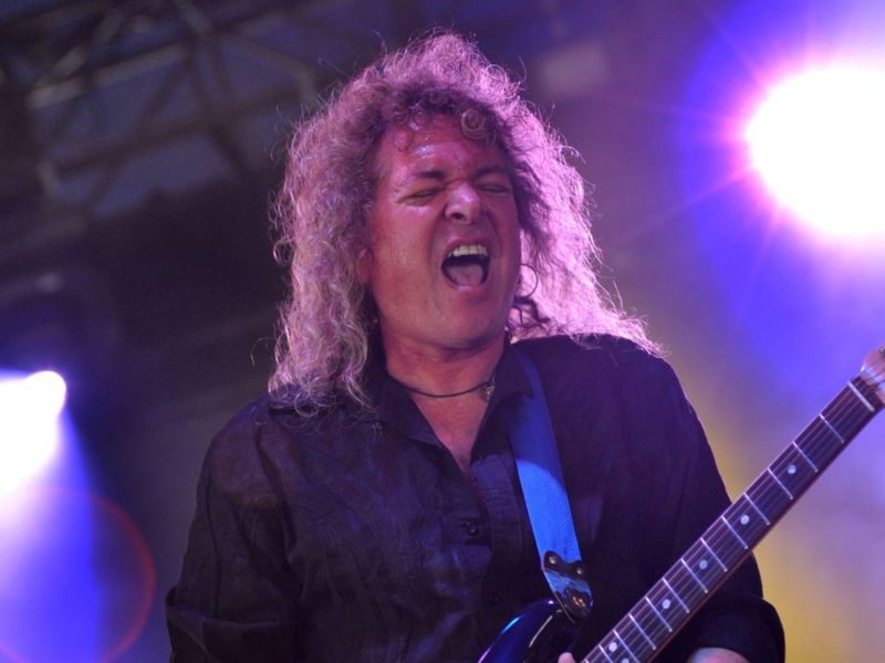 dave-meniketti-10.1727023a - Soundi.fi