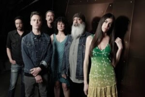 Soundgardenista, Nirvanasta ja Pearl Jamista tutut muusikot pistivät uuden bändin pystyyn – Debyyttilevy jo kuunneltavissa