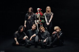 Metal Hammer -lehden lukijat rankkasivat vuoden parhaat levyt – Listalla runsaasti suomalaisväriä aina kolmen kärjessä asti