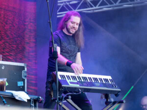 Children of Bodom -kiipparistin soolobändi aktivoituu pitkän tauon jälkeen – ”En ollut varma teenkö enää koskaan musiikkia”