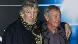 Mitä muut Pink Floyd -jäsenet tuumaavat Roger Watersin projektista äänittää klassikkolevy uusiksi? Nick Mason kertoi oman mielipiteensä