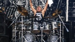 Mikkey Dee nakutteli menemään Motörhead-klassikoita kotikaupungissaan – tältä meno näytti