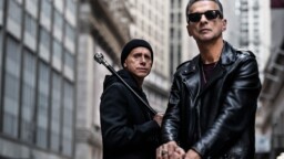 Depeche Mode julkaisee uuden konserttielokuvan – suurten tunteiden täyttämä traileri julki