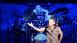 Tampereella Iron Maidenin keikalla kuvattu video leviää maailmalla – Nicko McBrain sai kokea jotain erityistä