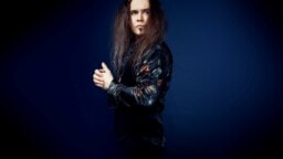 Jarkko Ahola lähtee syksyllä konserttisalikiertueelle – ohjelmassa yhdeksän keikkaa pitkin Suomea
