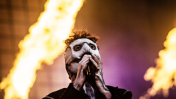 Kunnia sille jolle kunnia kuuluu – Slipknotin Corey Taylor ylistää vahvoin sanankääntein David Bowieta