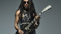Rockin ja rakkauden ilosanomaa levittävä Lenny Kravitz tulee kesällä Suomeen