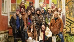 Pepe Willbergin rauhanlaulu sai uuden tulkinnan Saimaalta – Orkesteri mukana Vain elämään erikoisjaksossa