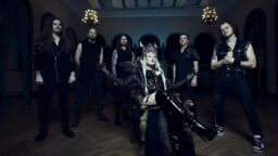 Battle Beast julkaisi tulevan levynsä nimikappaleen: ”Biisi heille, jotka ovat kohdanneet vähättelyä”