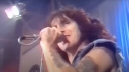 AC/DC, Mötikät, Judas Priest, Van Halen… Nyt lähti mashup-nikkarilta mopo käsistä