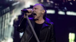 Bruce Dickinson ei seurannut Iron Maidenin tekemisiä ysärin soolovuosinaan – ”En ole enää bändissä, se ei ole minun asiani”