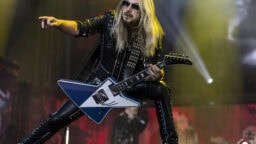 Judas Priest -kitaristin Elegant Weapons -superbändi julkaisi ensimmäisen maistiaisen toiselta levyltään