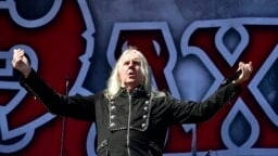 Biff Byford joutuu kiireellisesti sairaalahoitoon – Saxon peruu kesäkeikkojaan, Suomi mukana