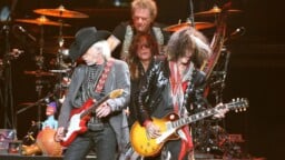 Aerosmith on kova livebändi, mutta 1970-luvulla eräs lämppäri pyyhki yhtyeellä pöytää