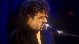 Mies, jota Elton John ”tarkkaili kuin haukka” – Bobby Whitlock on kuollut 77-vuotiaana