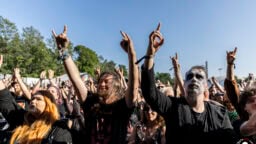 Raportti: Hellsinki Metal Festival tarjosi niin sykähdyttäviä ja viihdyttäviä kuin myös kummallisia ja kädenlämpöisiä kokemuksia