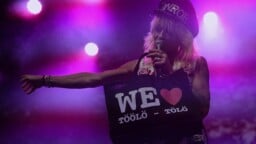 Tuplapaluu Töölöön – Michael Monroe ja The 69 Eyes Nordiksella, katso kuvat
