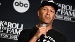 Tom Morello pohtii Rage Against the Machinen tulevaisuutta – ”Jos emme enää esiinny, lopetimme ainakin tyylillä”