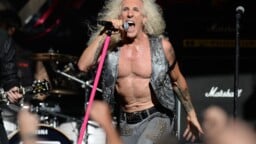 Jäähyväiskiertueen vuonna 2016 tehnyt Twisted Sister palaa kuvioihin – ensi vuonna mennään taas