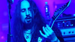 Beast in Black löysi keikkakitaristin Kasperi Heikkisen tilalle – tuttu mies Alexi Laihon rinnalta