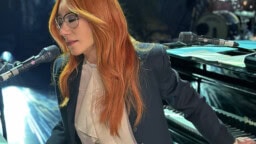 Hyviä uutisia Tori Amos -faneille: Suomen-keikka siirtyy isommalle areenalle