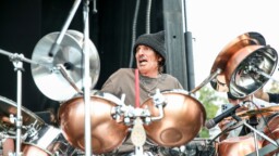 ”Kaikki kunnia Mick Marsille, mutta…” – Mötley Crüe -jäsenet ovat nyt läheisimpiä kuin koskaan ennen, sanoo Tommy Lee