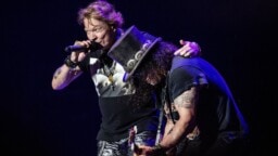 Guns N’ Roses julkaisi juuri kaksi uutta kappaletta – ovatkin keskenään aika erilaisia biisejä