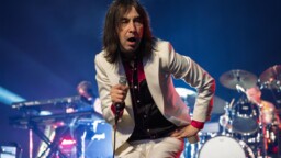 Primal Screamin keikalla nähty hakaristi kuohuttaa – keikkapaikka pahoittelee, yhtye ei