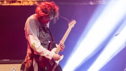 Black Midi -kitaristi Matt Kwasniewski-Kelvin, 26, on kuollut – ”Kaikista yrityksistä huolimatta hän antautui”