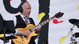 ”Miten absurdia” – Robert Frippin mielestä King Crimson on aliarvostettu eräässä hyvin tietyssä asiassa