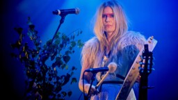 Kappas vain: black metal -henkisen synkistelyn asiantuntija Myrkur pyrkii Euroviisuihin, kuuntele kisabiisi