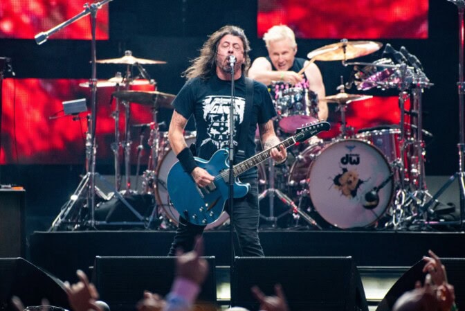 Miksi Josh Freese sai kenkää Foo Fightersista? Dave Grohl puhuu viimein asiasta