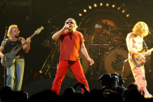 Sammy Hagar on pettynyt, mikäli häntä ja Michael Anthonya ei pyydetä mukaan uuteen Van Halenin levyprojektiin