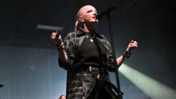 Shirley Manson tulee, oletko valmis? Garbage saapuu kesällä Suomeen keikalle