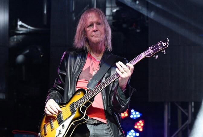 Aerosmithistä tutun Tom Hamiltonin tähdittämä Close Enemies julkaisi uuden biisin – perinnetietoista rockia tarjolla