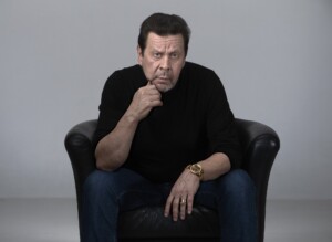 Pate Mustajärven kunniaksi järjestetään kookas muistokonsertti – kiitettävän nimekäs esiintyjäjoukko julki