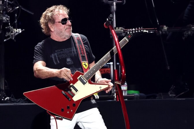 Sammy Hagarin ja Alex Van Halenin välit eivät todellakaan taida olla parhaalla tolalla – vertailukohta löytyy Pink Floyd -duosta