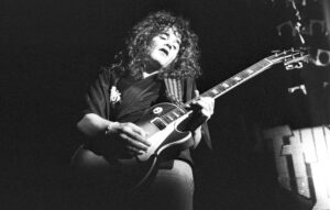 Brian Robertson soitti Motörheadissa puolentoista vuoden ajan kunnes sai potkut – nyt mies muistelee, mikä meni pieleen