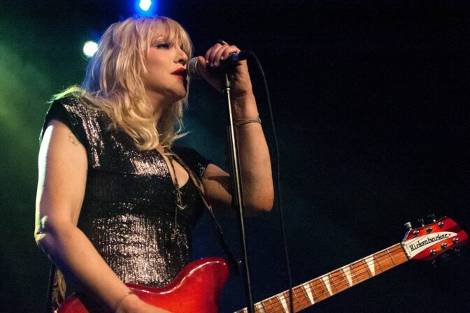 Courtney Love liiskasi Hole-fanien orastavat toiveet yhdellä kommentilla