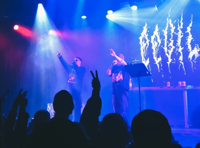 Livearvio: Vanhan liiton pelaaja odotetulla juhlakeikalla – Eevil Stöö Tampereella