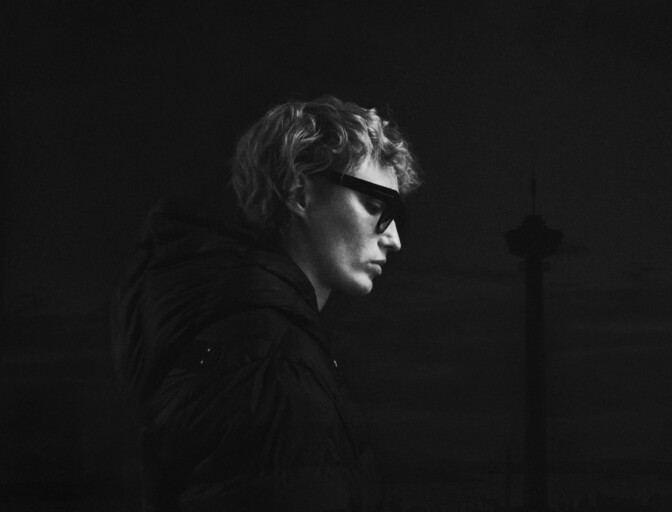 Isac Elliot nähdään loppuvuodesta areenakeikalla – tällä kertaa listahitit raikuvat Tampereen sydämessä