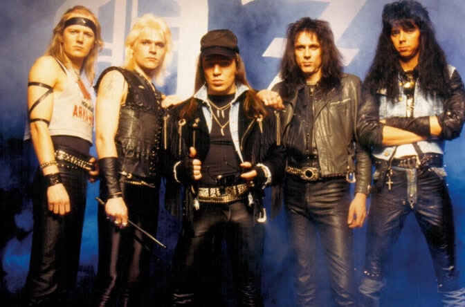 ”Olemme epämääräinen legenda, joka tiedetään joka puolella” – haastattelussa hevipioneeri Oz