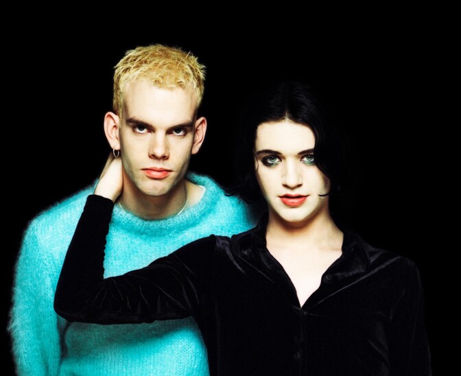 Placebon 30-vuotisjuhlakiertue ulottuu myös Suomeen – brittiyhtye konsertoi syksyllä Helsingissä