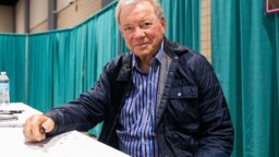 95-vuotiaan William Shatnerin merkillisen metallialbumin miehistöön on kiinnitetty jälleen yksi legendaosaston nimi