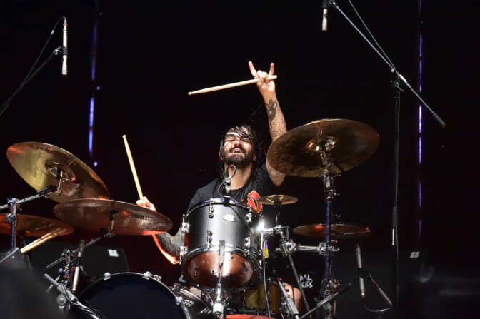 50 katsojan edestä jättiareenoille – ex-Slipknot-rumpali kertoo, kuinka päätyi Bruce Springsteenin kiertueelle